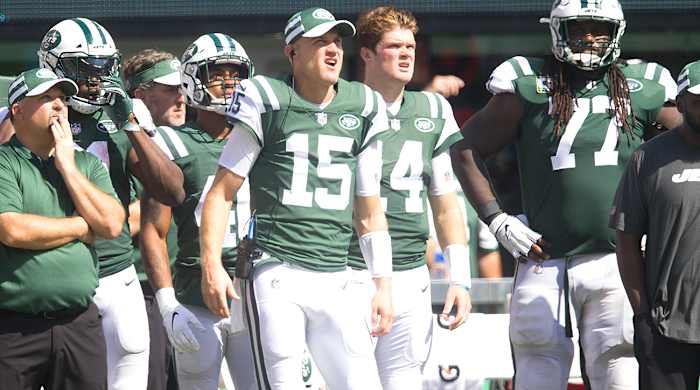 Josh McCown’s 2017 season was shortened when he suffered a broken hand against the Broncos in Week 14.